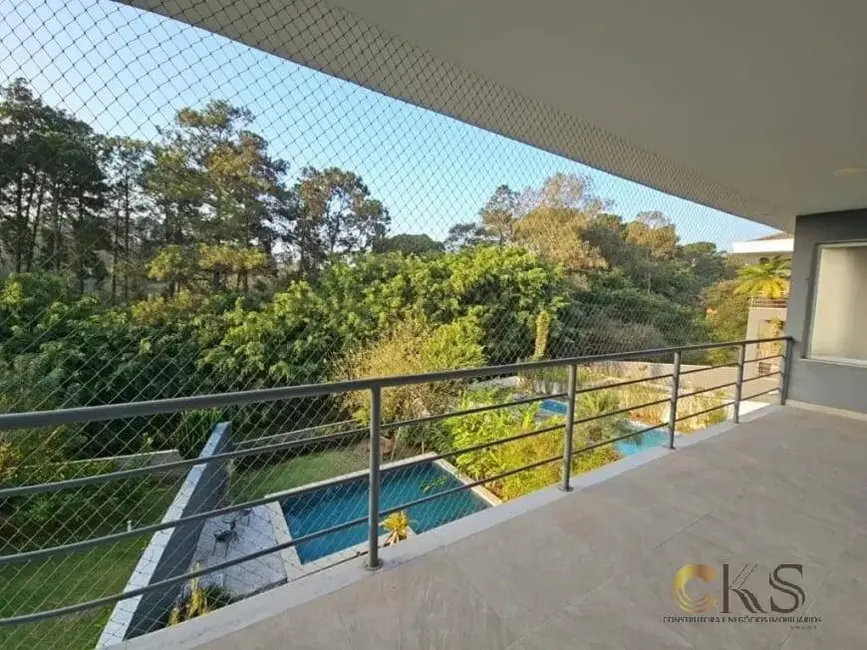 Foto 2 de Casa com 4 quartos à venda e para alugar, 360m2 em Jardim do Golf I, Jandira - SP