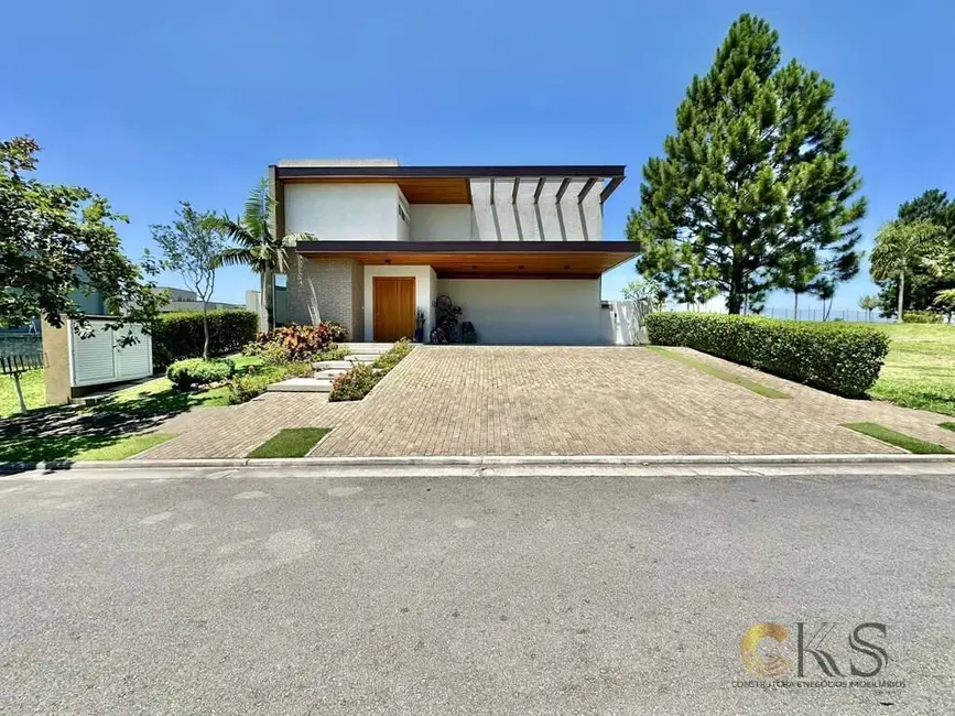 Casa de Condomínio com 4 quartos à venda, 525m2 em Granja Viana, Carapicuiba - SP - imagem 3 Foto 3 de Casa de Condomínio com 4 quartos à venda, 525m2 em Granja Viana, Carapicuiba - SP