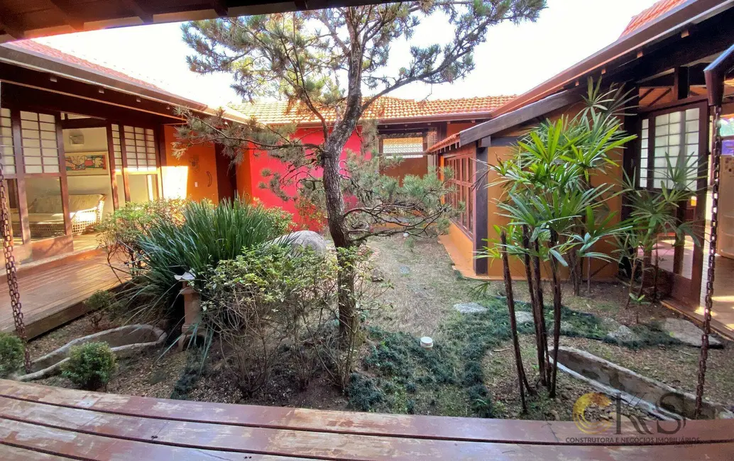 Casa de Condomínio com 4 quartos à venda e para alugar, 500m2 em Granja Viana, Cotia - SP - imagem 1 Foto 1 de Casa de Condomínio com 4 quartos à venda e para alugar, 500m2 em Granja Viana, Cotia - SP