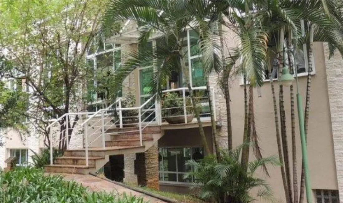 Casa de Condomínio com 3 quartos à venda, 340m2 em Santana De Parnaiba - SP - imagem 1 Foto 1 de Casa de Condomínio com 3 quartos à venda, 340m2 em Santana De Parnaiba - SP