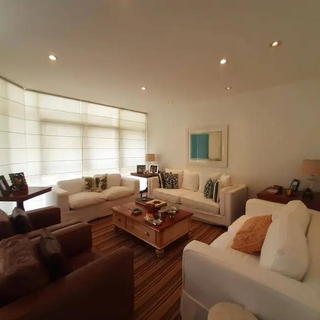 Casa com 4 quartos à venda, 480m2 em Alphaville, Santana De Parnaiba - SP - imagem 2 Foto 2 de Casa com 4 quartos à venda, 480m2 em Alphaville, Santana De Parnaiba - SP