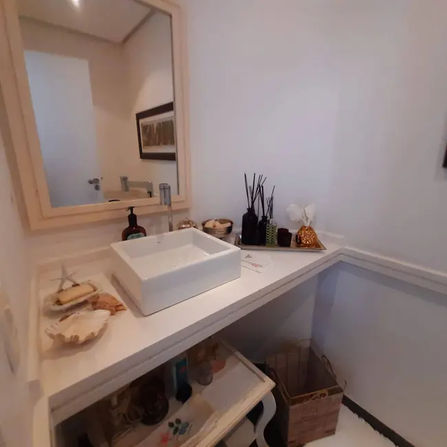 Casa com 4 quartos à venda, 480m2 em Alphaville, Santana De Parnaiba - SP - imagem 4 Foto 4 de Casa com 4 quartos à venda, 480m2 em Alphaville, Santana De Parnaiba - SP