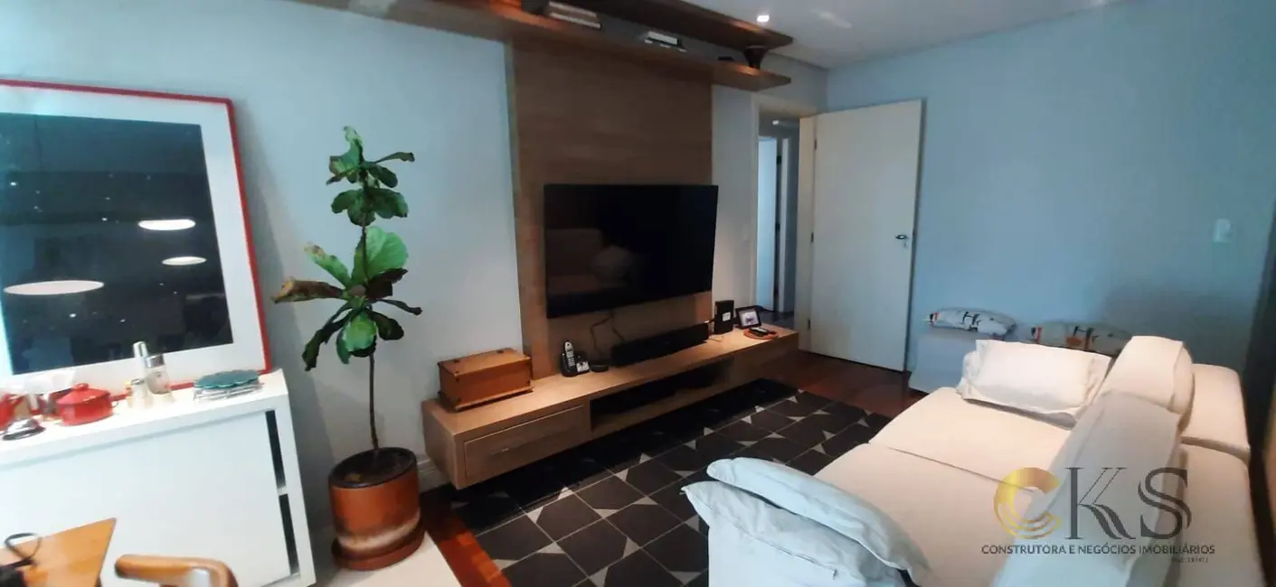 Foto 2 de Apartamento com 4 quartos à venda, 200m2 em Cidade São Francisco, São Paulo - SP