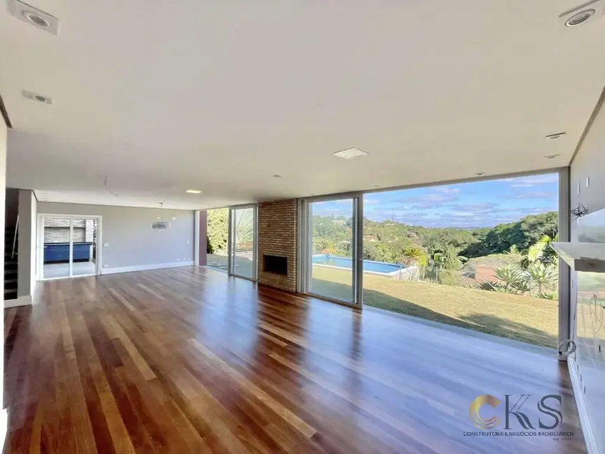 Foto 4 de Casa com 4 quartos à venda e para alugar, 490m2 em Pousada dos Bandeirantes, Carapicuiba - SP