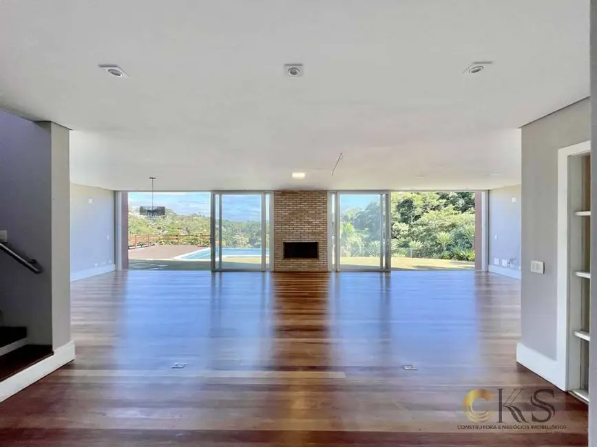 Foto 5 de Casa com 4 quartos à venda e para alugar, 490m2 em Pousada dos Bandeirantes, Carapicuiba - SP