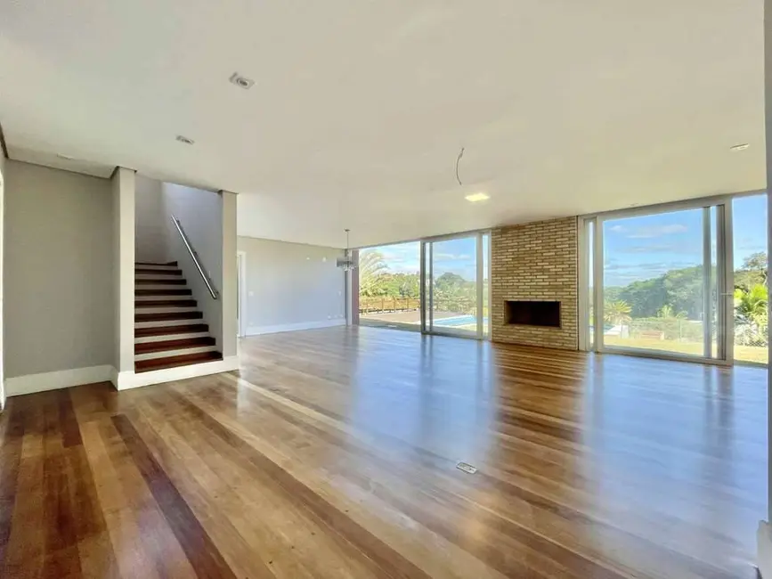 Casa com 4 quartos à venda e para alugar, 490m2 em Pousada dos Bandeirantes, Carapicuiba - SP - imagem 3 Foto 3 de Casa com 4 quartos à venda e para alugar, 490m2 em Pousada dos Bandeirantes, Carapicuiba - SP