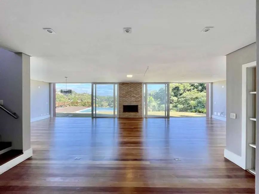 Casa com 4 quartos à venda e para alugar, 490m2 em Pousada dos Bandeirantes, Carapicuiba - SP - imagem 5 Foto 5 de Casa com 4 quartos à venda e para alugar, 490m2 em Pousada dos Bandeirantes, Carapicuiba - SP