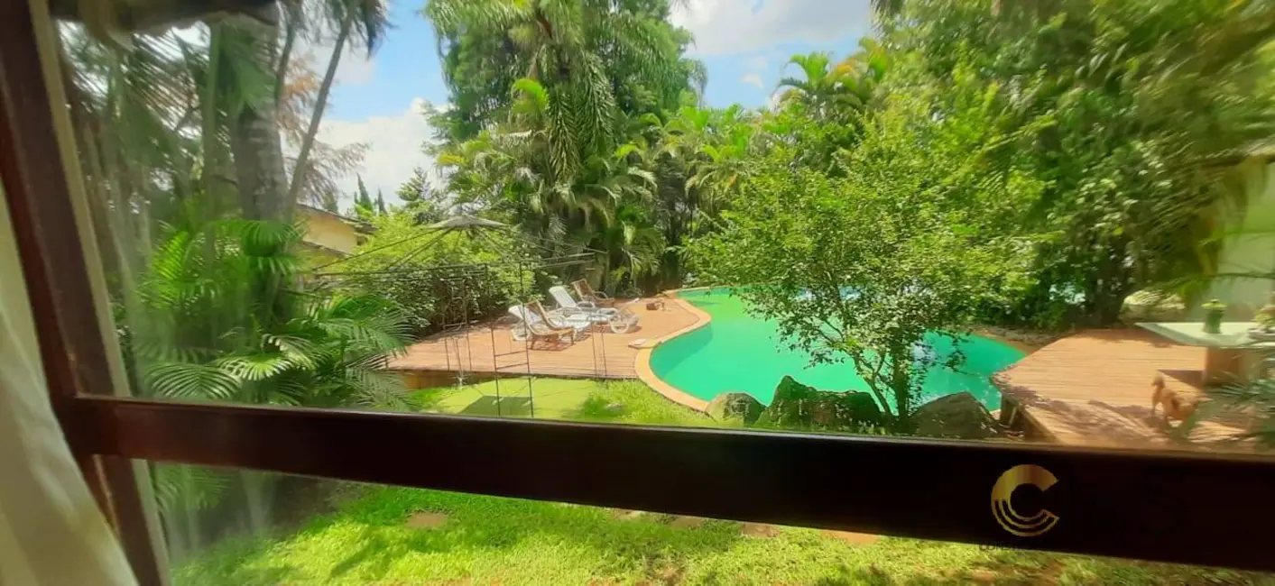 Foto 1 de Casa com 4 quartos à venda, 450m2 em Jandira - SP