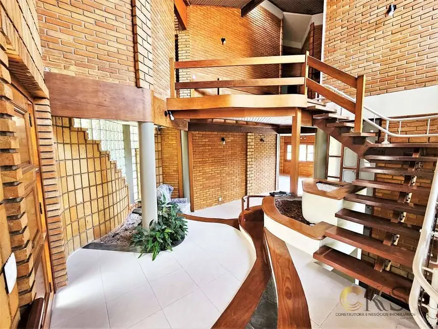 Foto 4 de Casa com 4 quartos à venda, 351m2 em Nova Higienópolis, Jandira - SP