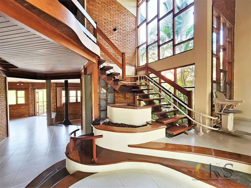 Foto 3 de Casa com 4 quartos à venda, 351m2 em Nova Higienópolis, Jandira - SP