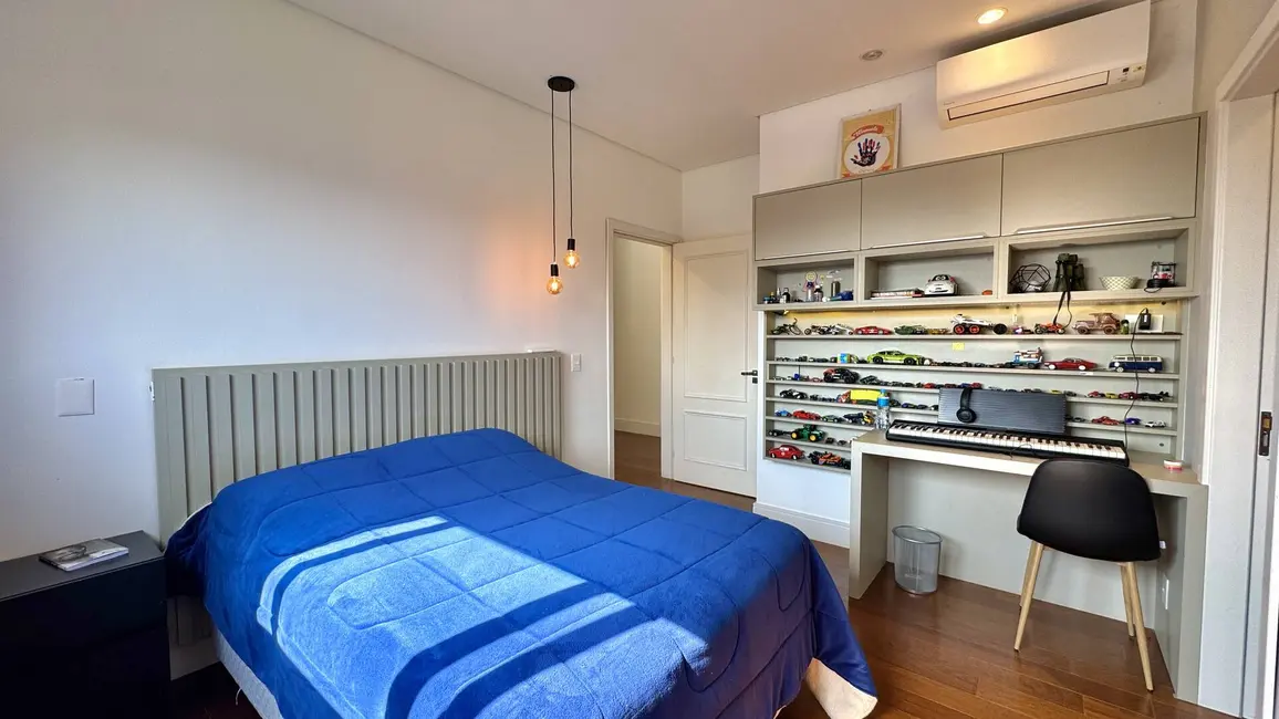 Casa com 4 quartos à venda, 322m2 em Alphaville, Santana De Parnaiba - SP - imagem 9 Foto 9 de Casa com 4 quartos à venda, 322m2 em Alphaville, Santana De Parnaiba - SP