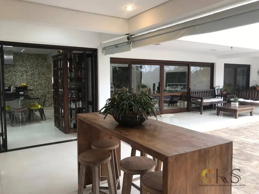 Foto 4 de Casa com 4 quartos à venda, 550m2 em Nova Higienópolis, Jandira - SP