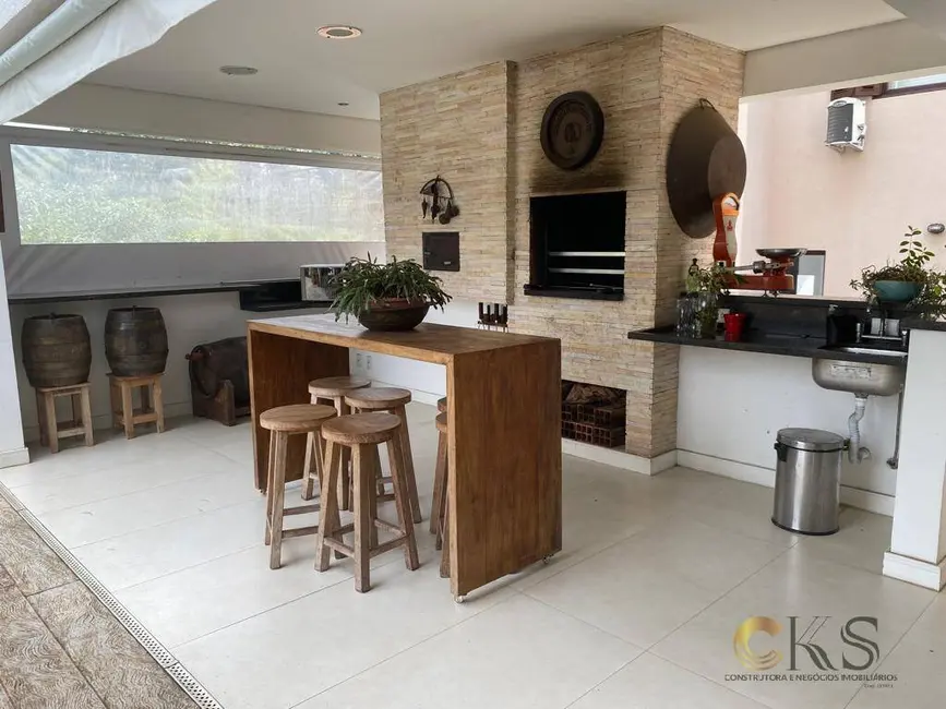 Foto 3 de Casa com 4 quartos à venda, 550m2 em Nova Higienópolis, Jandira - SP