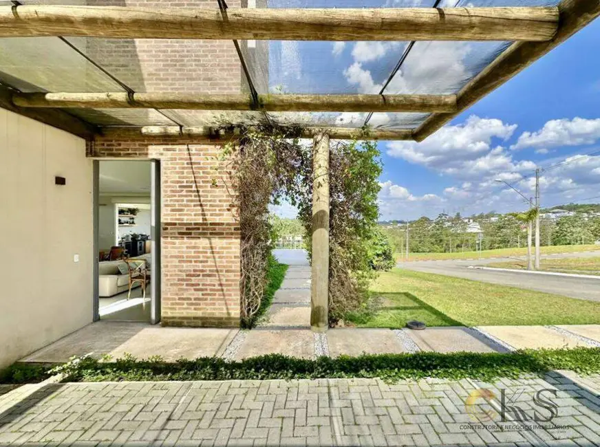 Foto 6 de Casa com 4 quartos à venda, 409m2 em Jardim do Golf I, Jandira - SP