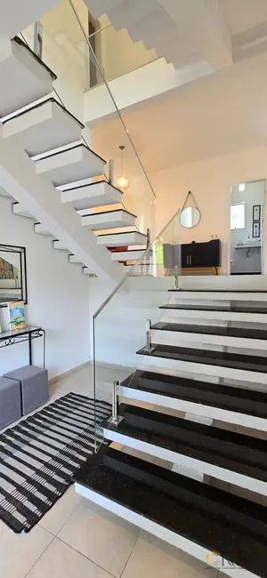 Foto 9 de Casa com 4 quartos à venda, 308m2 em Nova Higienópolis, Jandira - SP