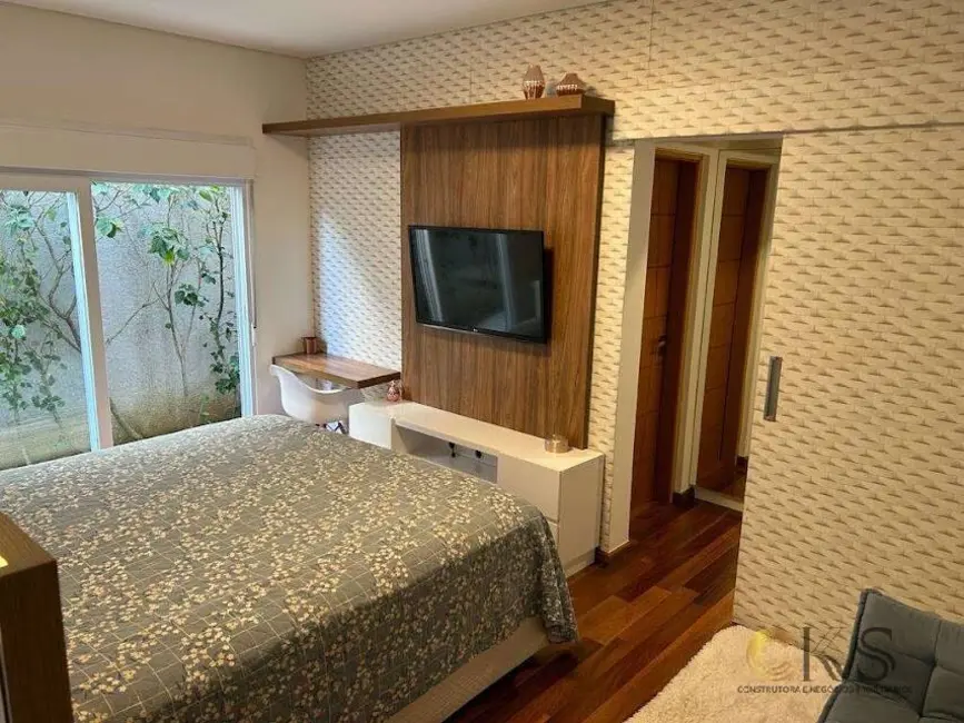 Foto 5 de Casa com 3 quartos à venda e para alugar, 270m2 em Jardim do Golf I, Jandira - SP