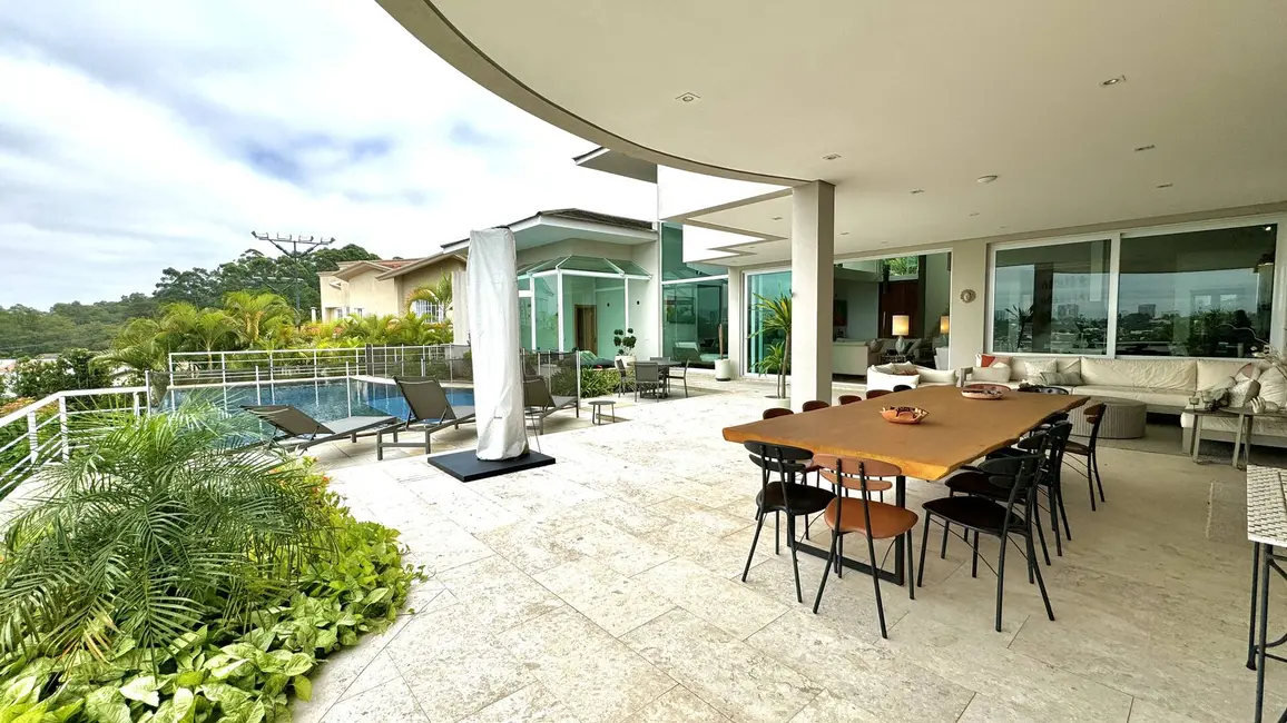 Casa com 4 quartos à venda, 1430m2 em Alphaville, Santana De Parnaiba - SP - imagem 8 Foto 8 de Casa com 4 quartos à venda, 1430m2 em Alphaville, Santana De Parnaiba - SP