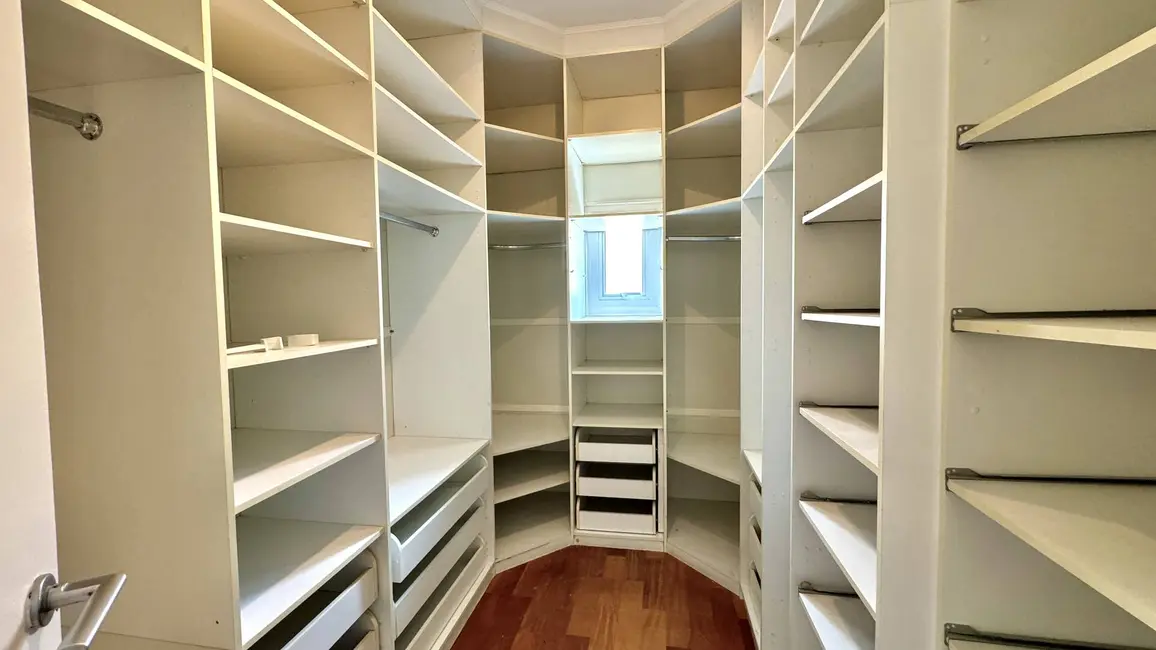 Foto 4 de Casa à venda, 330m2 em Tamboré, Santana De Parnaiba - SP