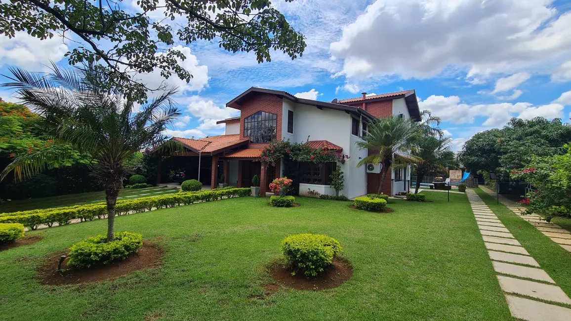 Foto 2 de Casa com 4 quartos à venda, 500m2 em Itapecerica, Salto - SP