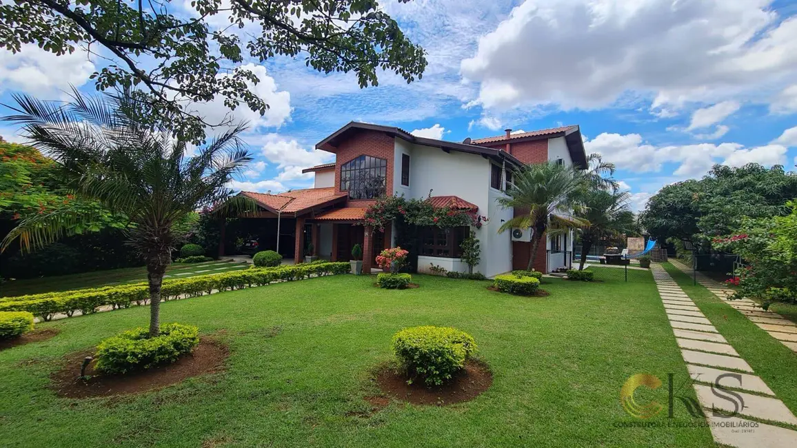 Foto 2 de Casa com 4 quartos à venda, 500m2 em Itapecerica, Salto - SP