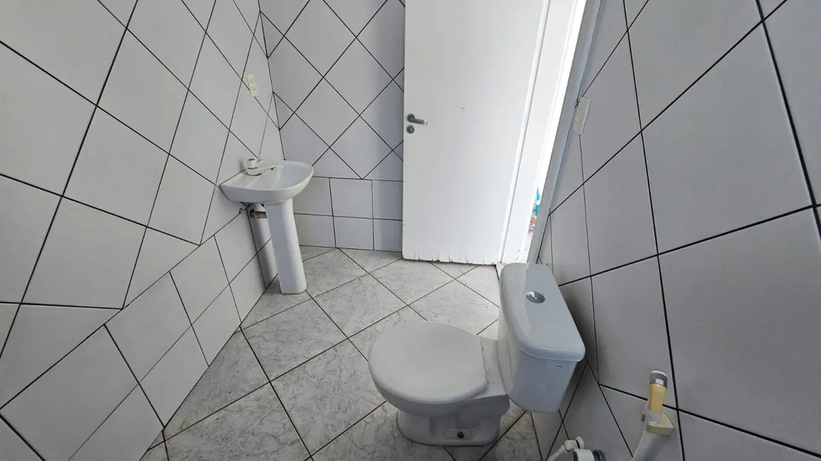 Foto 2 de Casa com 3 quartos para alugar, 228m2 em Brasil, Itu - SP