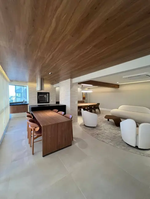 Foto 3 de Apartamento com 3 quartos à venda, 287m2 em Barueri - SP