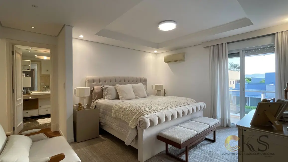 Casa com 5 quartos à venda e para alugar, 525m2 em Tamboré, Santana De Parnaiba - SP - imagem 5 Foto 5 de Casa com 5 quartos à venda e para alugar, 525m2 em Tamboré, Santana De Parnaiba - SP