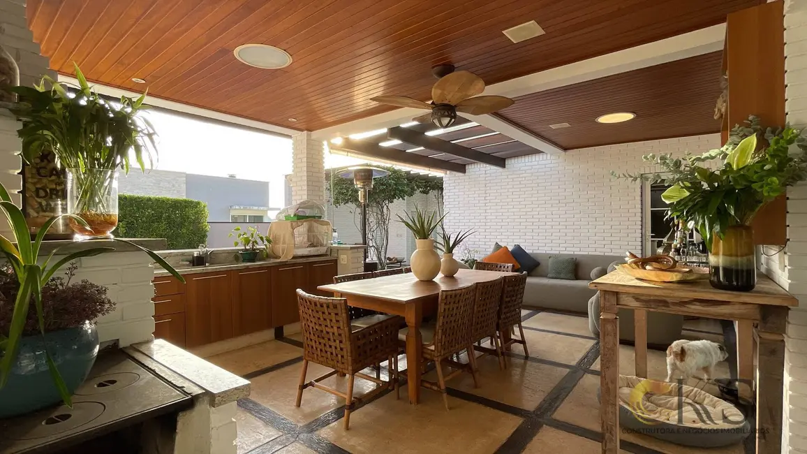 Casa com 5 quartos à venda e para alugar, 525m2 em Tamboré, Santana De Parnaiba - SP - imagem 7 Foto 7 de Casa com 5 quartos à venda e para alugar, 525m2 em Tamboré, Santana De Parnaiba - SP