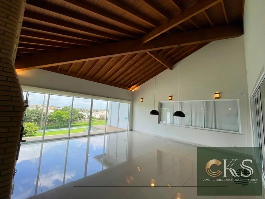 Casa com 3 quartos à venda e para alugar, 1000m2 em Itapecerica, Salto - SP - imagem 3 Foto 3 de Casa com 3 quartos à venda e para alugar, 1000m2 em Itapecerica, Salto - SP