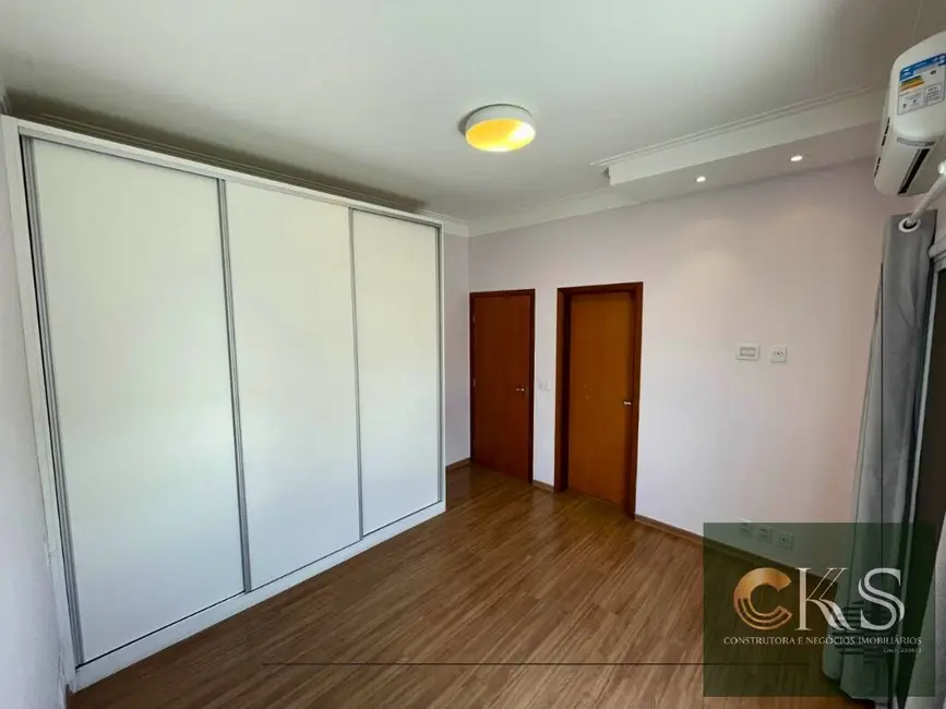 Casa com 3 quartos à venda e para alugar, 1000m2 em Itapecerica, Salto - SP - imagem 8 Foto 8 de Casa com 3 quartos à venda e para alugar, 1000m2 em Itapecerica, Salto - SP