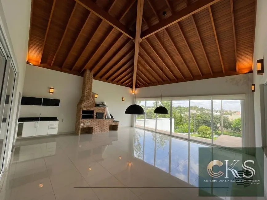 Casa com 3 quartos à venda e para alugar, 1000m2 em Itapecerica, Salto - SP - imagem 5 Foto 5 de Casa com 3 quartos à venda e para alugar, 1000m2 em Itapecerica, Salto - SP