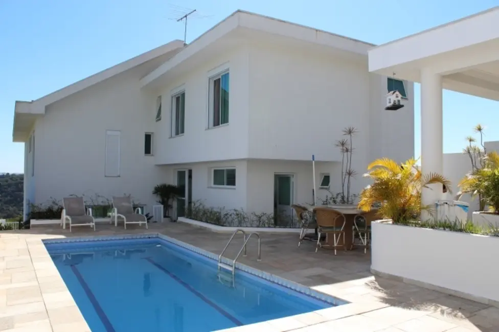Foto 8 de Casa de Condomínio com 5 quartos para alugar, 440m2 em Santana De Parnaiba - SP