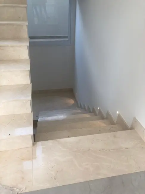 Foto 7 de Casa com 4 quartos à venda e para alugar, 470m2 em Santana De Parnaiba - SP