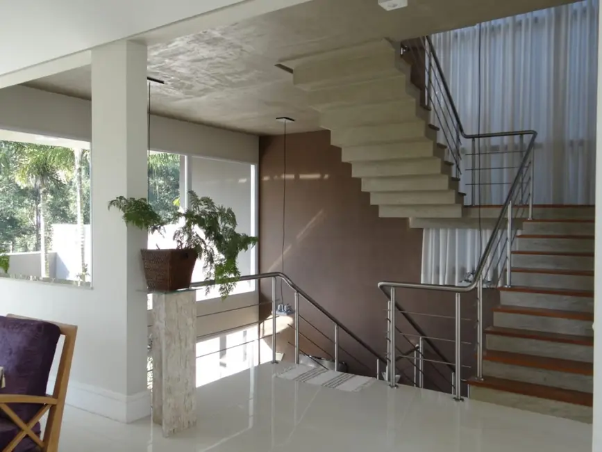 Foto 4 de Casa com 4 quartos à venda, 680m2 em Santana De Parnaiba - SP