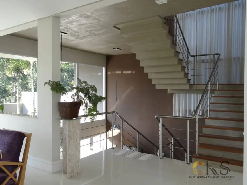 Foto 4 de Casa com 4 quartos à venda, 680m2 em Santana De Parnaiba - SP