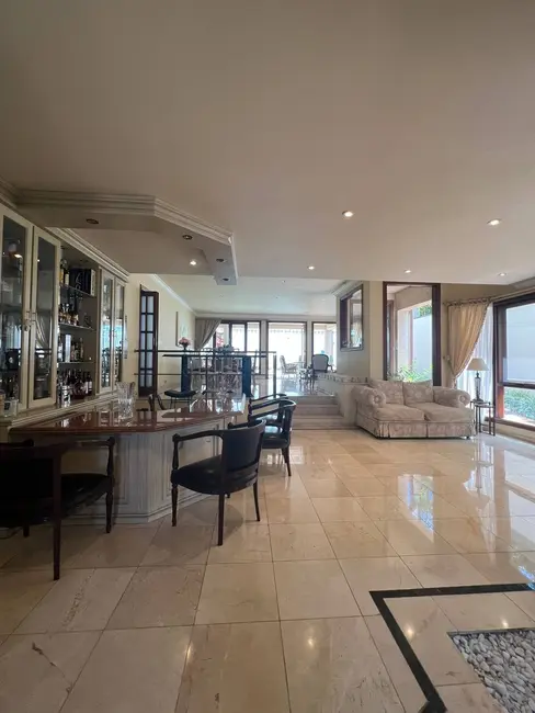 Foto 8 de Casa com 4 quartos à venda, 550m2 em Alphaville Residencial Zero, Barueri - SP