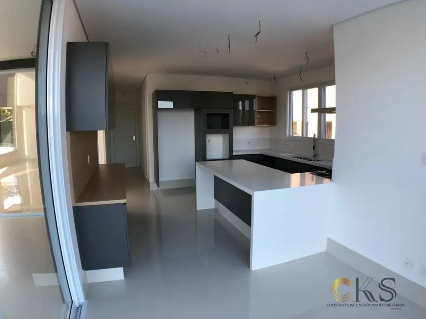 Foto 4 de Casa com 4 quartos à venda, 520m2 em Santana De Parnaiba - SP