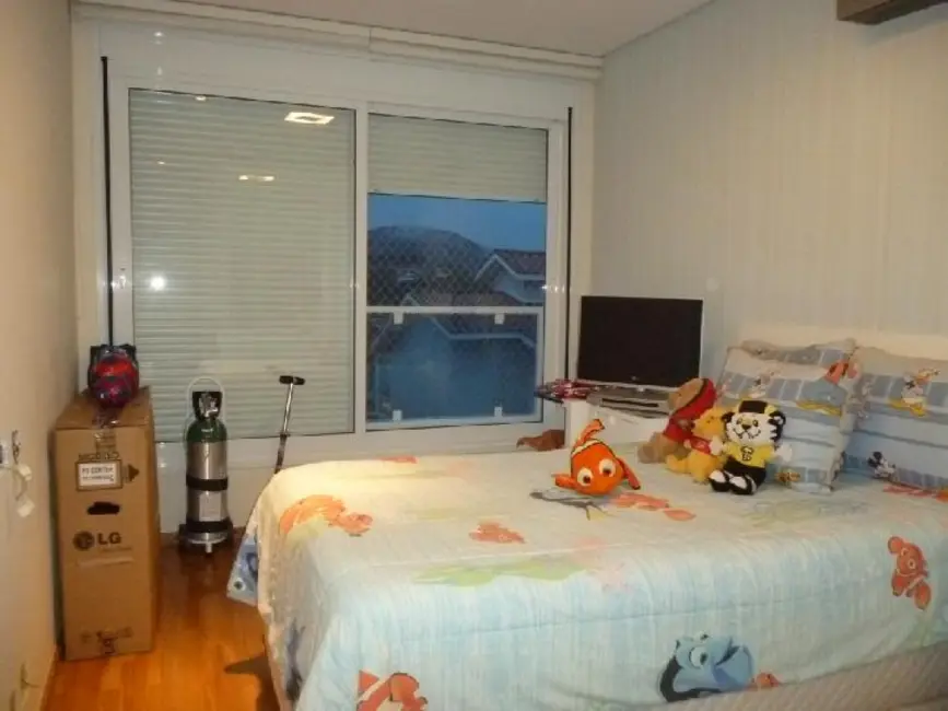 Foto 8 de Casa de Condomínio com 4 quartos para alugar, 340m2 em Santana De Parnaiba - SP