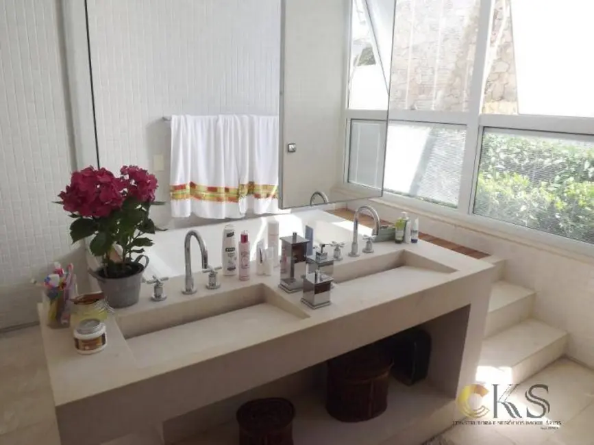 Foto 7 de Casa de Condomínio com 3 quartos à venda, 630m2 em Santana De Parnaiba - SP