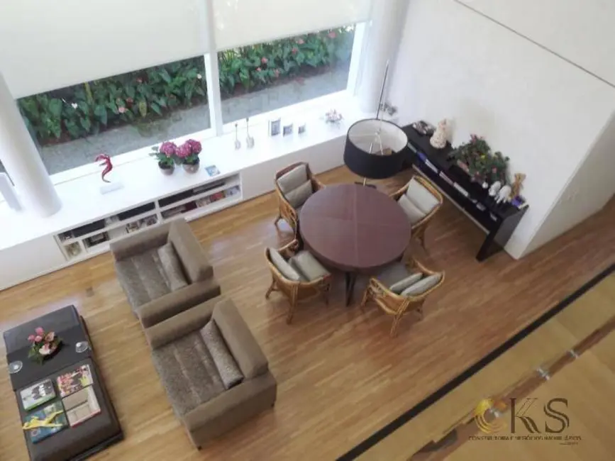 Foto 9 de Casa de Condomínio com 3 quartos à venda, 630m2 em Santana De Parnaiba - SP