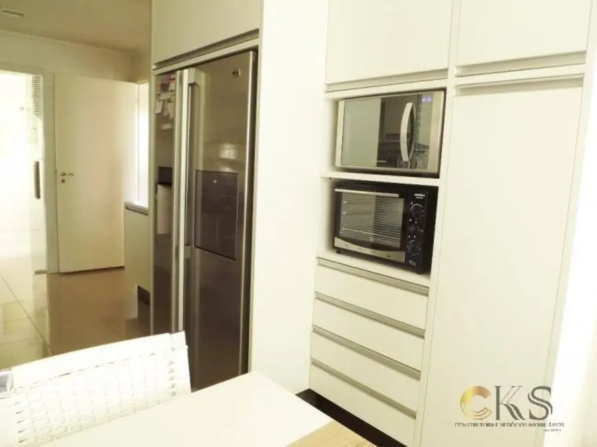 Foto 4 de Apartamento com 3 quartos à venda, 200m2 em Barueri - SP