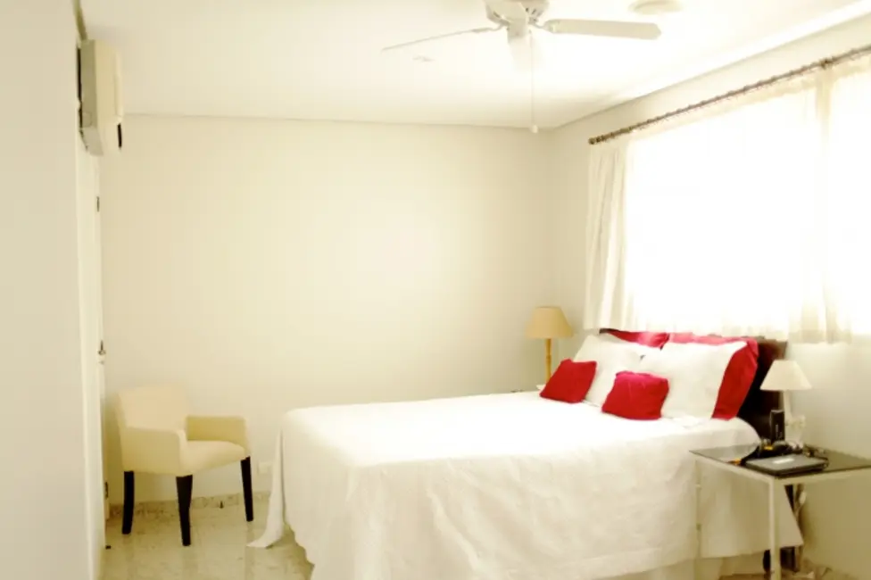 Foto 9 de Casa de Condomínio com 4 quartos à venda, 410m2 em Santana De Parnaiba - SP