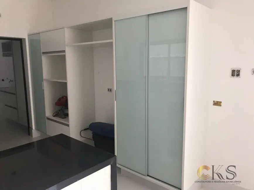 Casa com 4 quartos à venda, 500m2 em Santana De Parnaiba - SP - imagem 9 Foto 9 de Casa com 4 quartos à venda, 500m2 em Santana De Parnaiba - SP