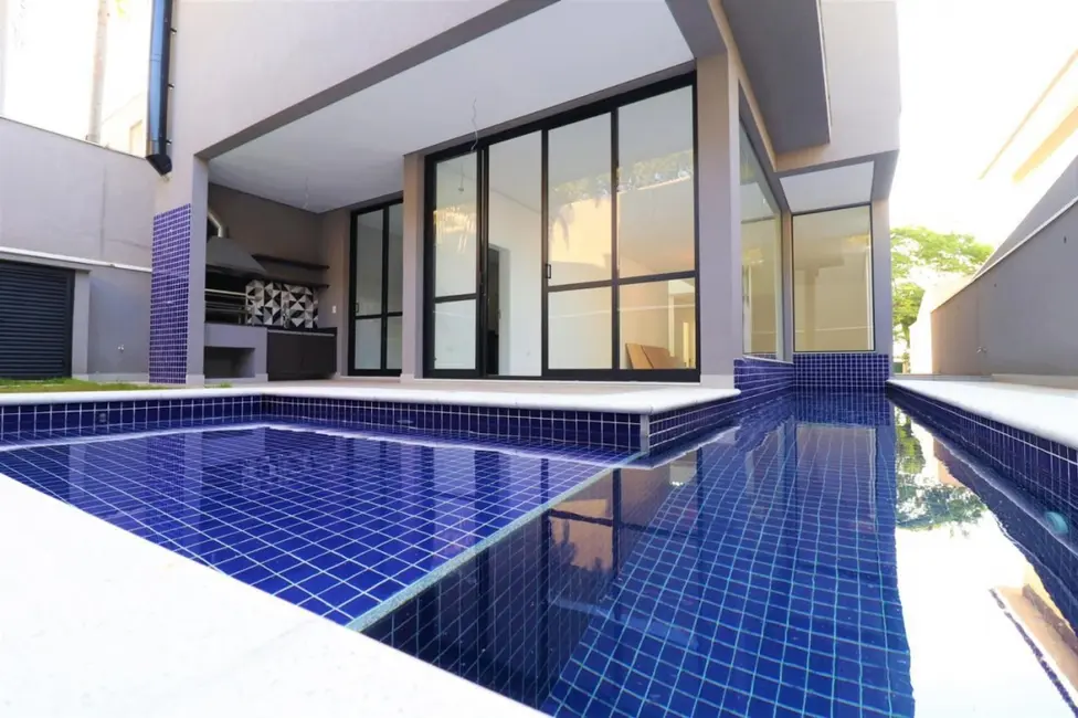 Casa com 4 quartos à venda, 500m2 em Santana De Parnaiba - SP - imagem 2 Foto 2 de Casa com 4 quartos à venda, 500m2 em Santana De Parnaiba - SP