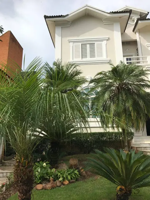 Foto 2 de Casa com 5 quartos à venda e para alugar, 570m2 em Barueri - SP