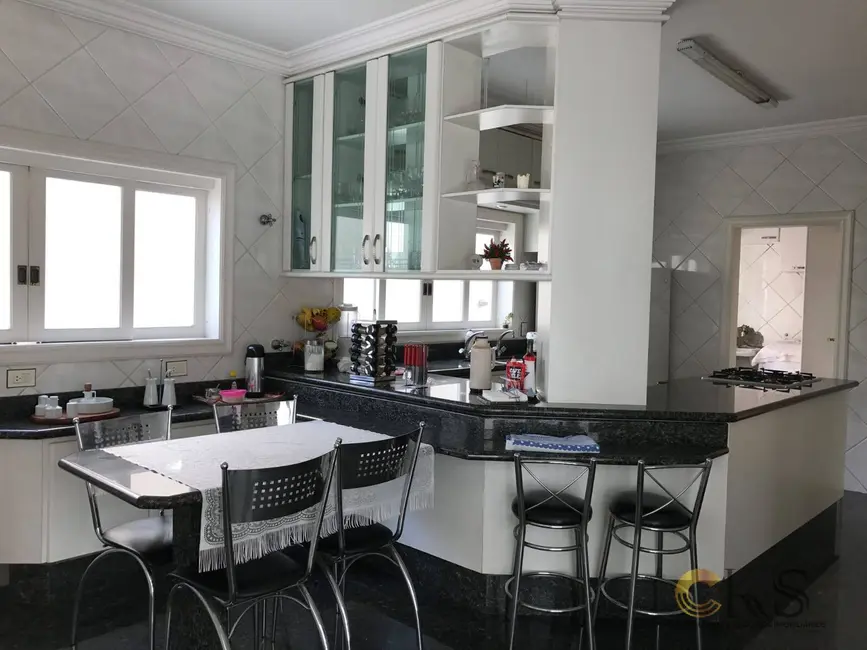 Foto 7 de Casa com 5 quartos à venda e para alugar, 570m2 em Barueri - SP