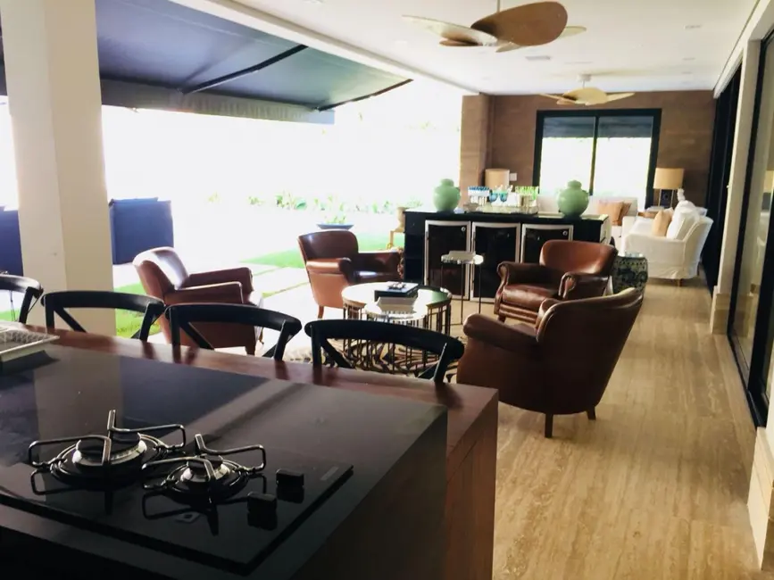 Casa com 4 quartos à venda, 580m2 em Barueri - SP - imagem 8 Foto 8 de Casa com 4 quartos à venda, 580m2 em Barueri - SP