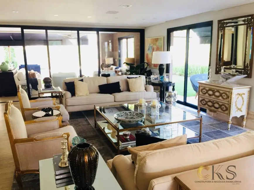 Foto 3 de Casa com 4 quartos à venda, 580m2 em Barueri - SP