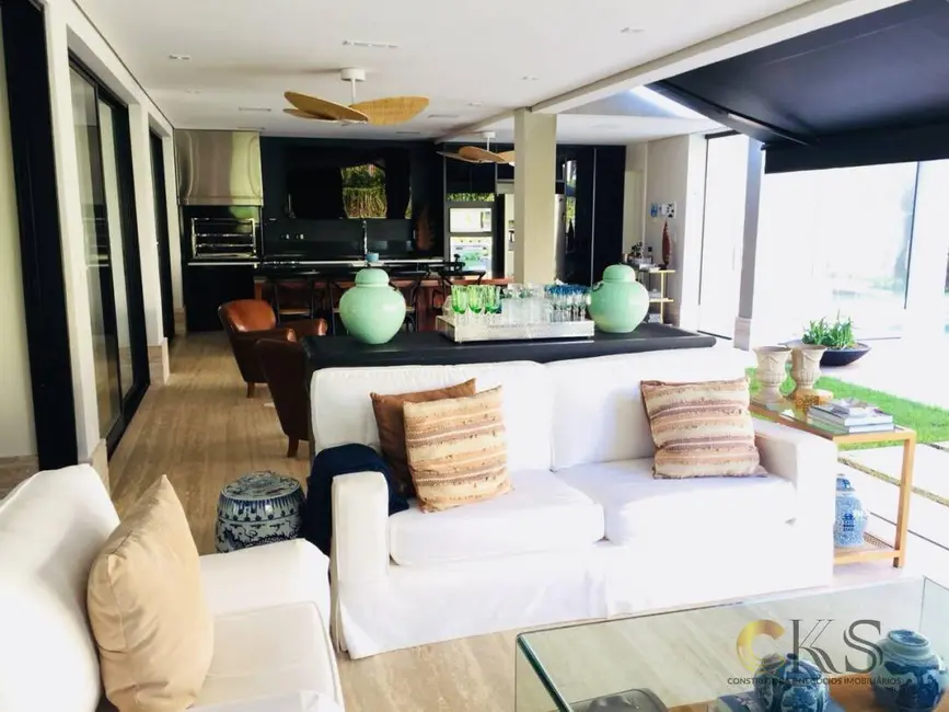 Foto 9 de Casa com 4 quartos à venda, 580m2 em Barueri - SP