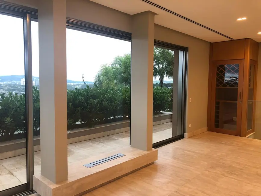 Foto 9 de Casa com 4 quartos à venda, 575m2 em Barueri - SP